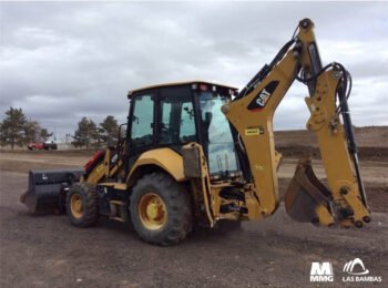 RETROEXCAVADORA MARCA CATERPILLAR MODELO 420F AÑO 2017 PRECIO S/. 199,800.00 Soles - Image 4