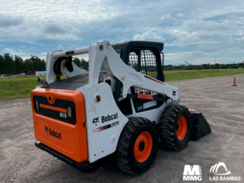 MINI CARGADOR BOBCAT MODELO S570 AÑO 2015 PRECIO S/, 48,100.00 Soles - Image 3