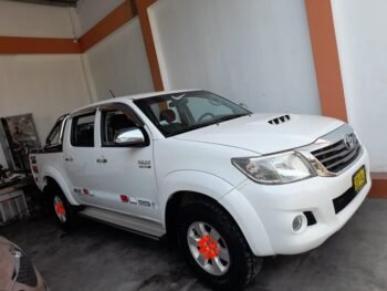 TOYOTA MODELO HILUX SRV AÑO 2015 PRECIO S/.63,000.00