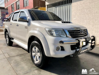 TOYOTA MODELO HILUX SRV AÑO 2015 PRECIO S/.45,000.00