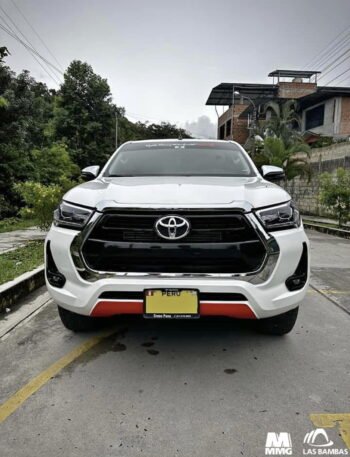 TOYOTA MODELO HILUX SRV AÑO 2022 PRECIO S/.100,000.00 - Image 2