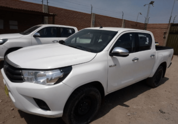 TOYOTA MODELO HILUX SR AÑO 2016 PRECIO S/.64,000.00 - Image 3