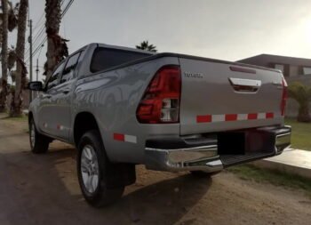 TOYOTA MODELO HILUX SRV AÑO 2017 PRECIO S/.78,000.00 - Image 6