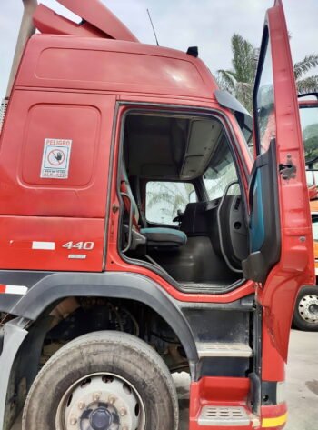 TRACTO VOLVO FM 440 6X4 AÑO 2015 PRECIO. S/.  218,300.00 Soles - Image 6