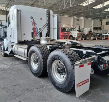 Remolcador Kenworth T880 Año 2022 Precio S/. 260,000.00 Soles - Image 6