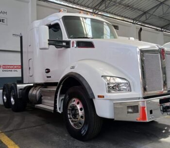 Remolcador Kenworth T880 Año 2022 Precio S/. 260,000.00 Soles - Image 2