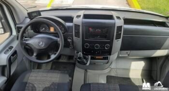 minibus mercedes benz modelo sprinter año 2019 precio S/. 107,000.00 - Image 7